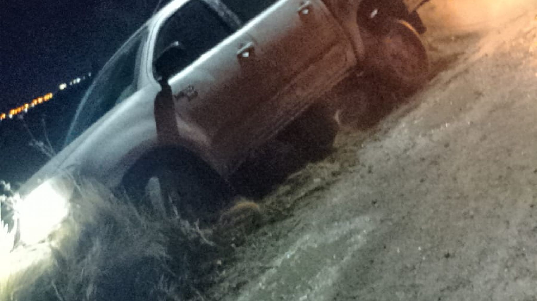 Comodoro: despistó con su camioneta en la Ruta y terminó al costado del camino