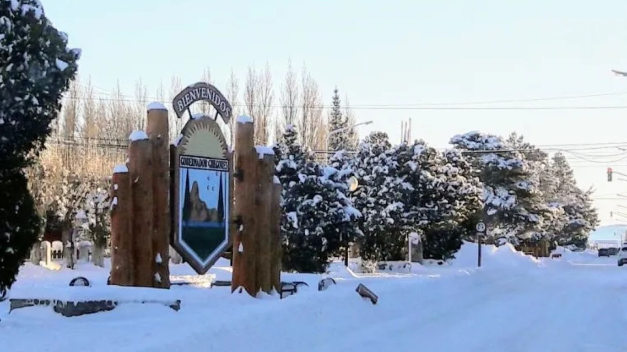 Drama en una escuela de Santa Cruz: chicos caminaron a oscuras con 14 grados bajo cero tras quedar varados en la ruta