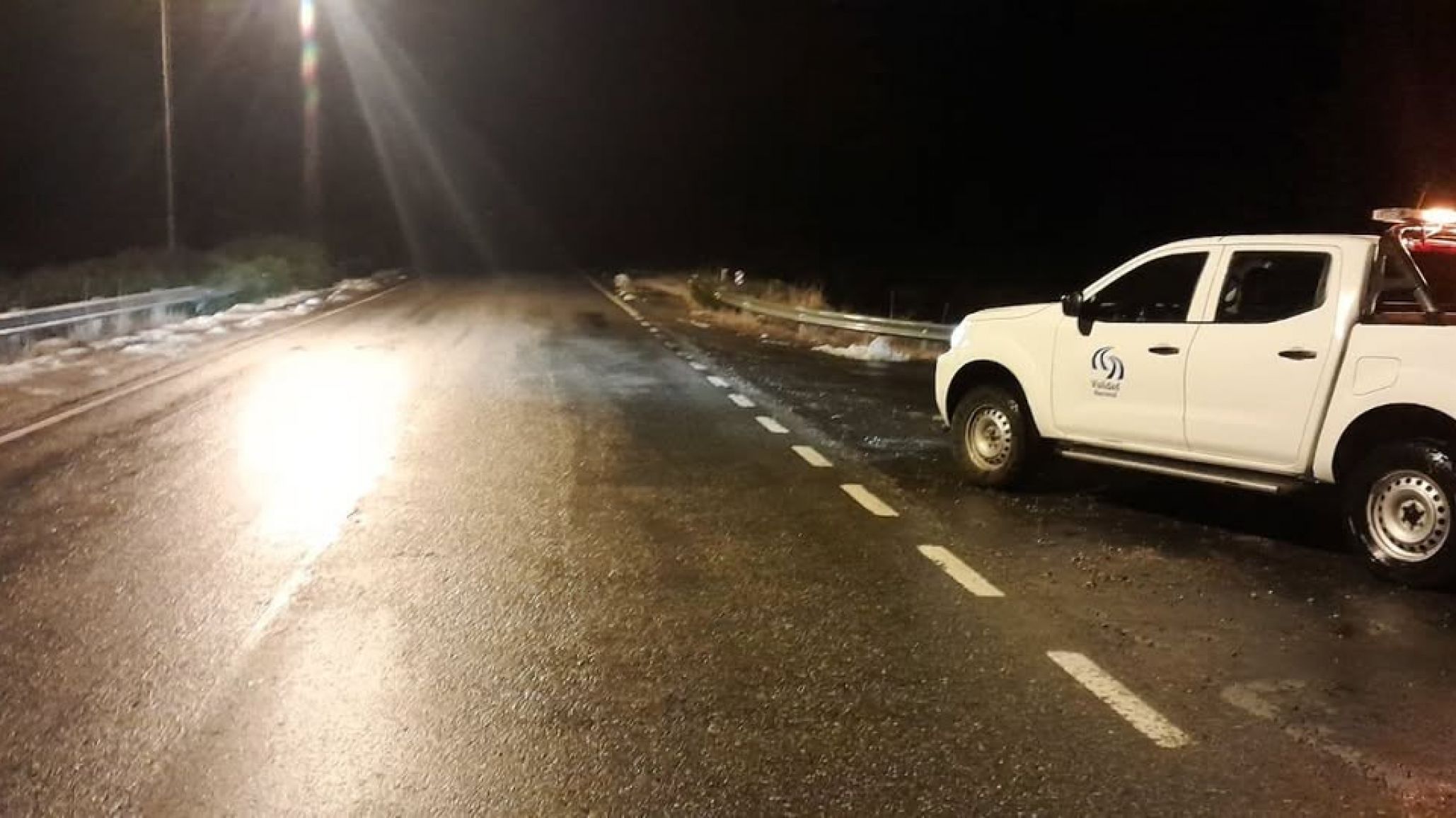 Vialidad Nacional advirtió por calzada mojada y banquinas inestables en un tramo de la Ruta 40