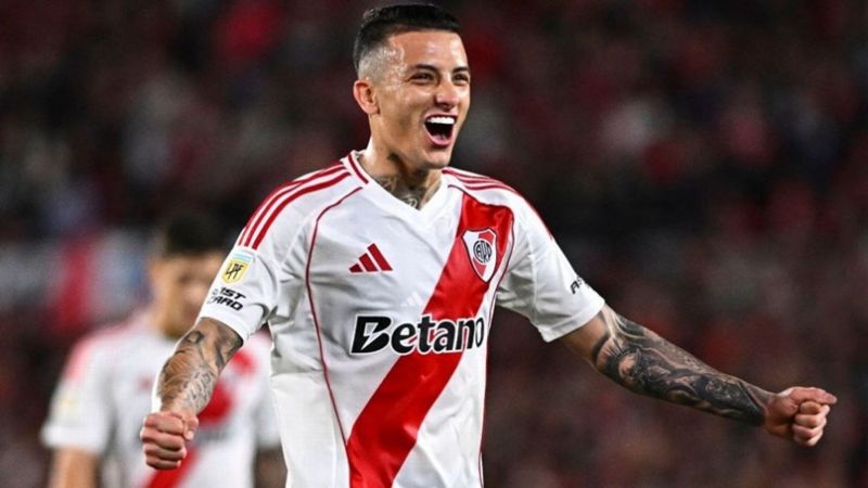 Polémica en River: el guiño de Kevin Castaño a un jugador de Rosario Central tras la caída en el Monumental que desató la furia de los hinchas