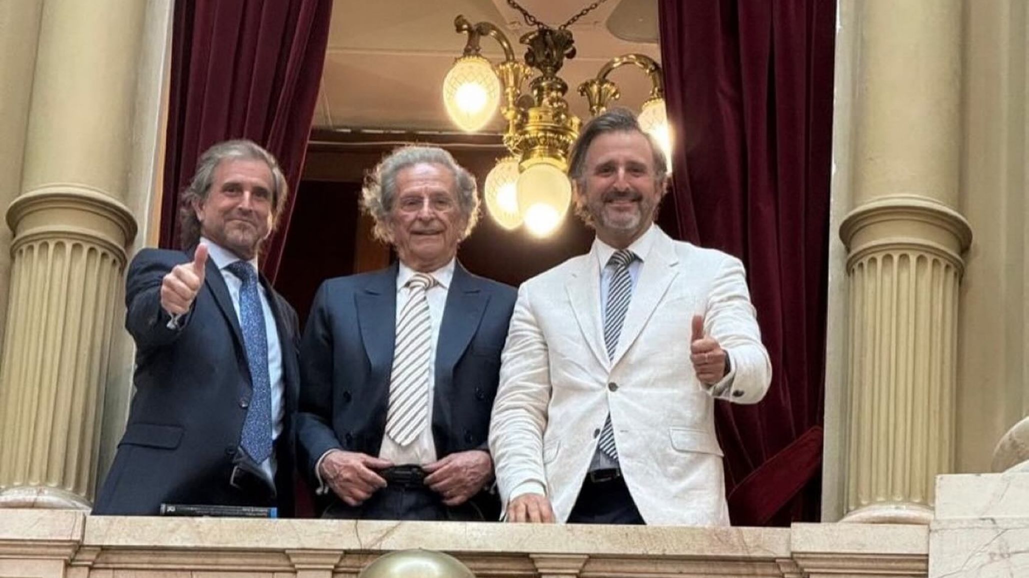 ¿Quién vende la Argentina? Un senador nacional promueve la Ley de Tierras y tiene una empresa que las comercializa al exterior