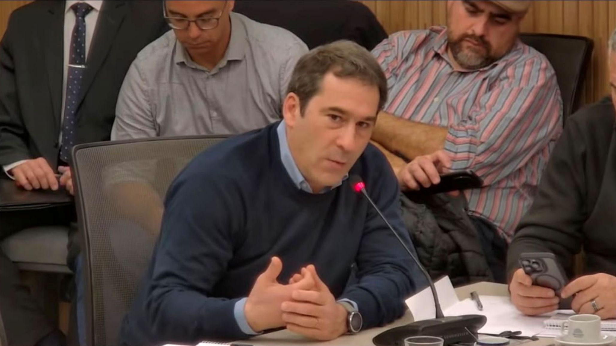 Arenas Silíceas: Luque propone alternativas para promover el desarrollo del recurso y la generación de empleo en la provincia