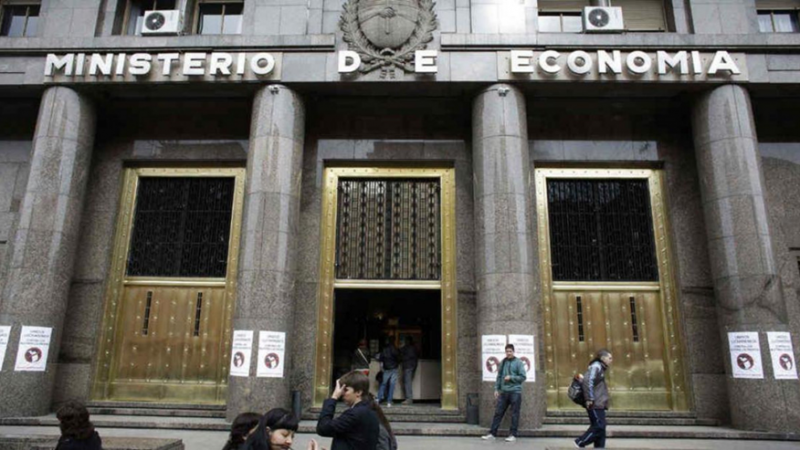 Chubut registró superávit primario y financiero, ubicándose entre las provincias con mejor resultado fiscal