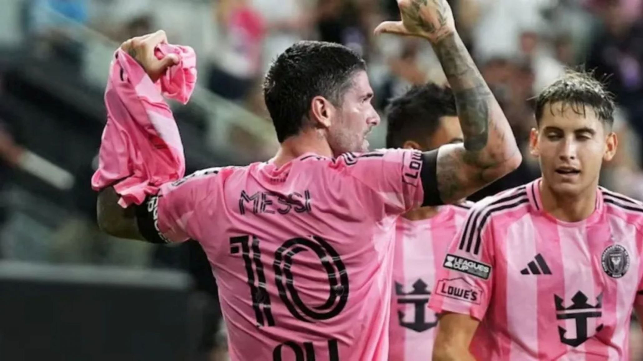 Rodrigo De Paul emocionó con un gesto para Lionel Messi tras su gol en Inter Miami: homenaje en medio del dolor