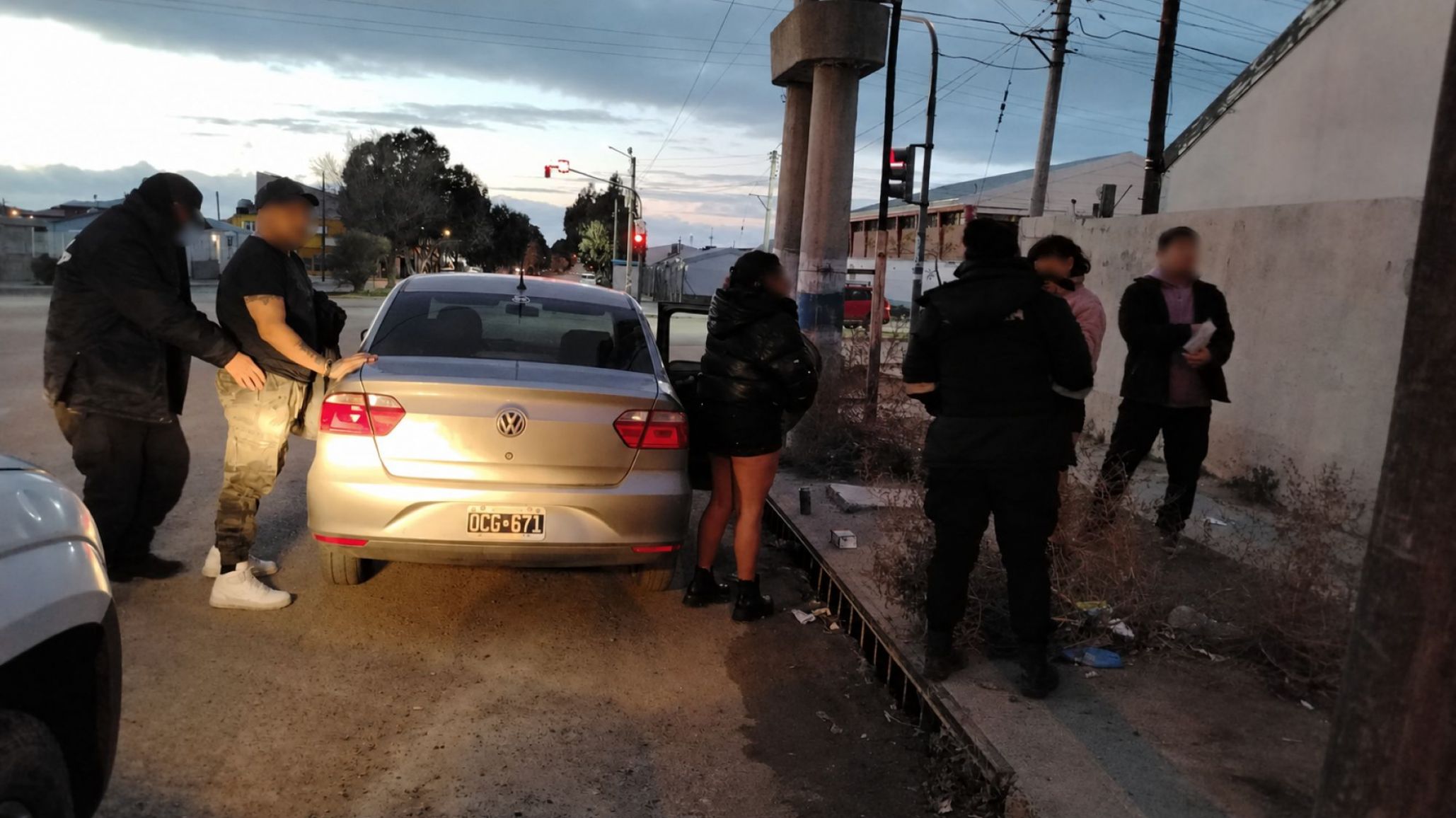Conductor alcoholizado manejaba en zigzag en Comodoro Rivadavia y fue interceptado por la policía