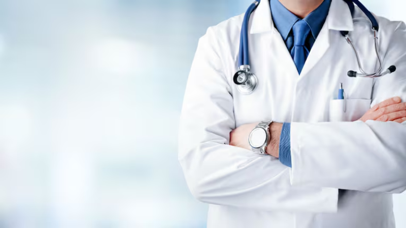 El Gobierno reglamentó el cobro de la atención médica a extranjeros no residentes en hospitales nacionales