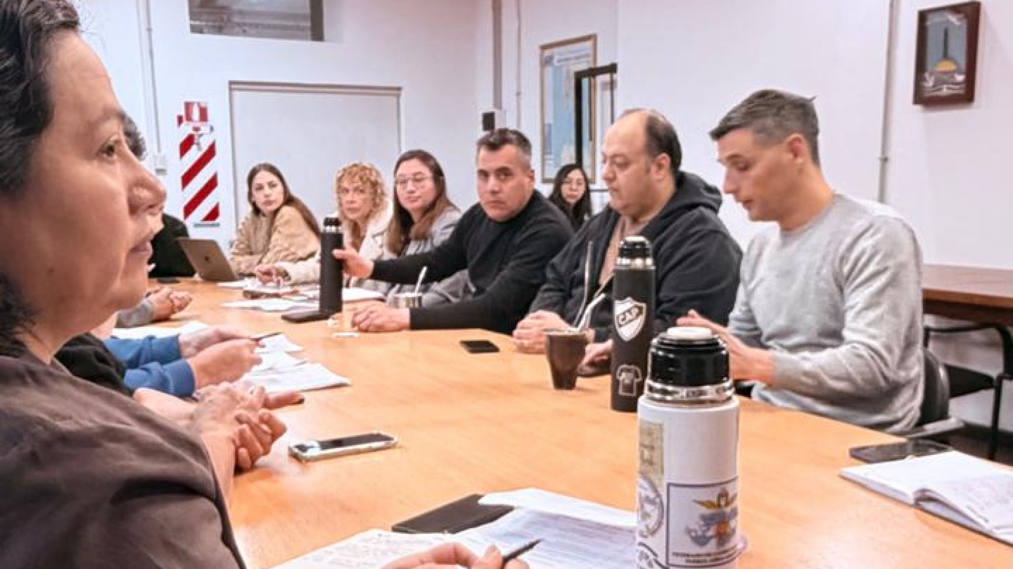 Taxistas participaron de una reunión en el Concejo para pedir una readecuación tarifaria
