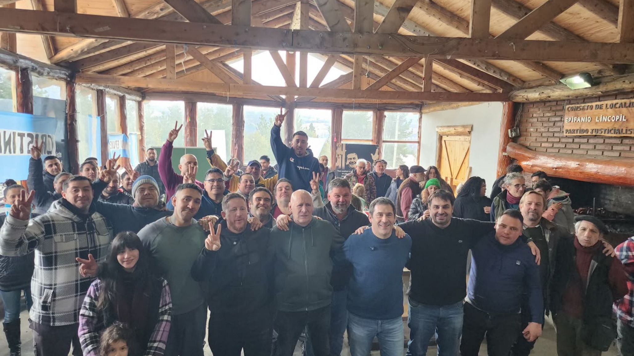 Luque y Bowen recorrieron juntos la Comarca Andina para comenzar a construir un proyecto de desarrollo para Chubut