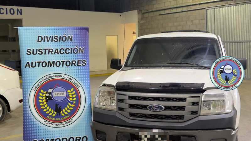 Encontraron una camioneta Ford Ranger robada en una agencia de autos de Comodoro