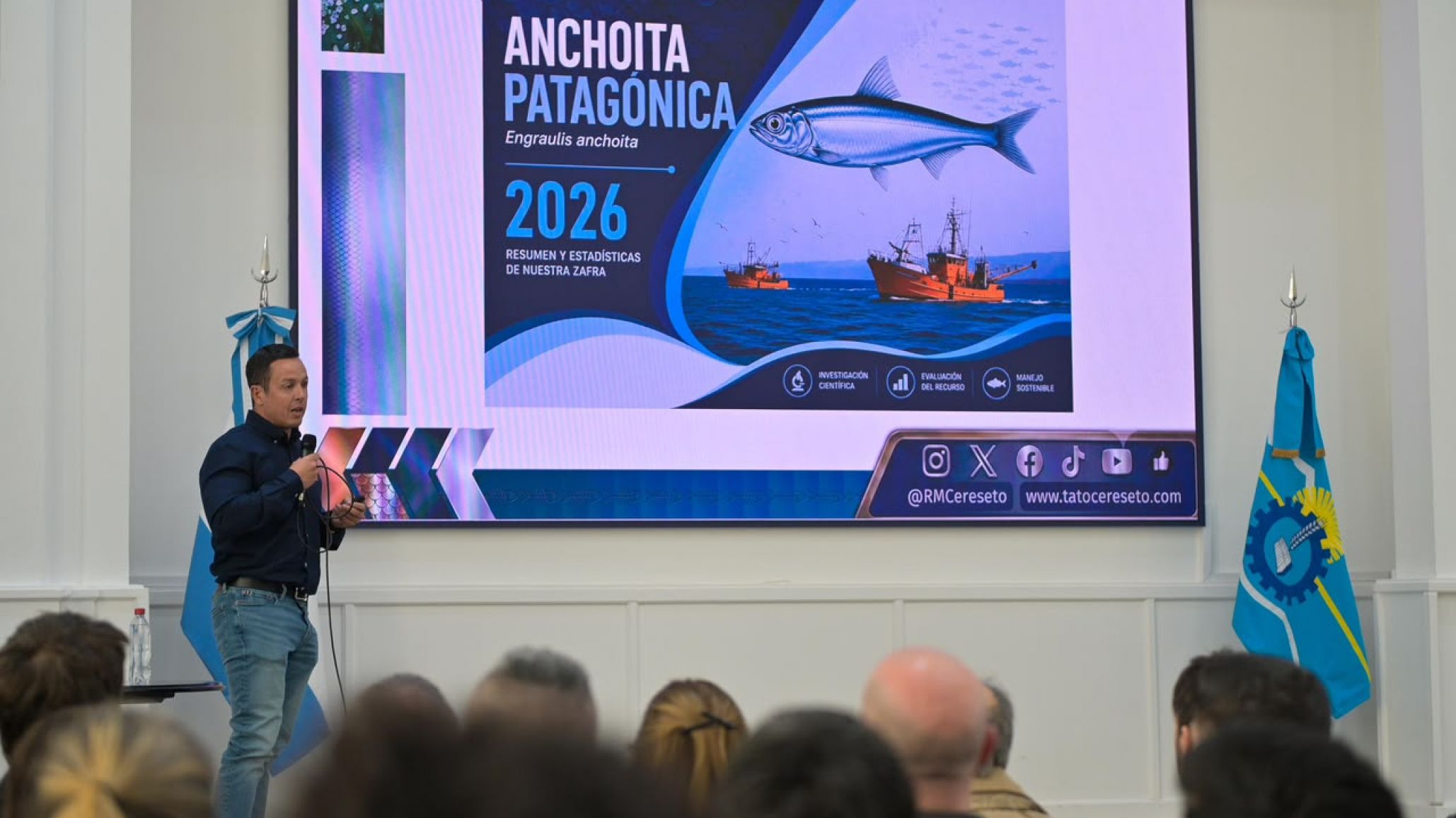 Torres impulsa la certificación internacional de la anchoíta patagónica para duplicar las exportaciones