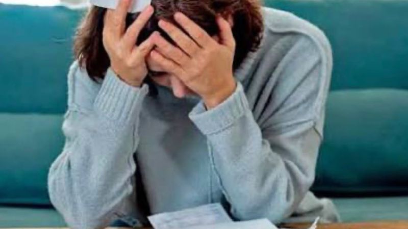 El acuciante endeudamiento de las familias argentinas sale a la calle
