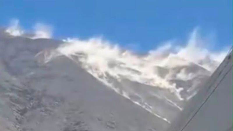 Un terremoto de magnitud 7,2 sacudió varias regiones y obligó a cientos de personas a evacuar