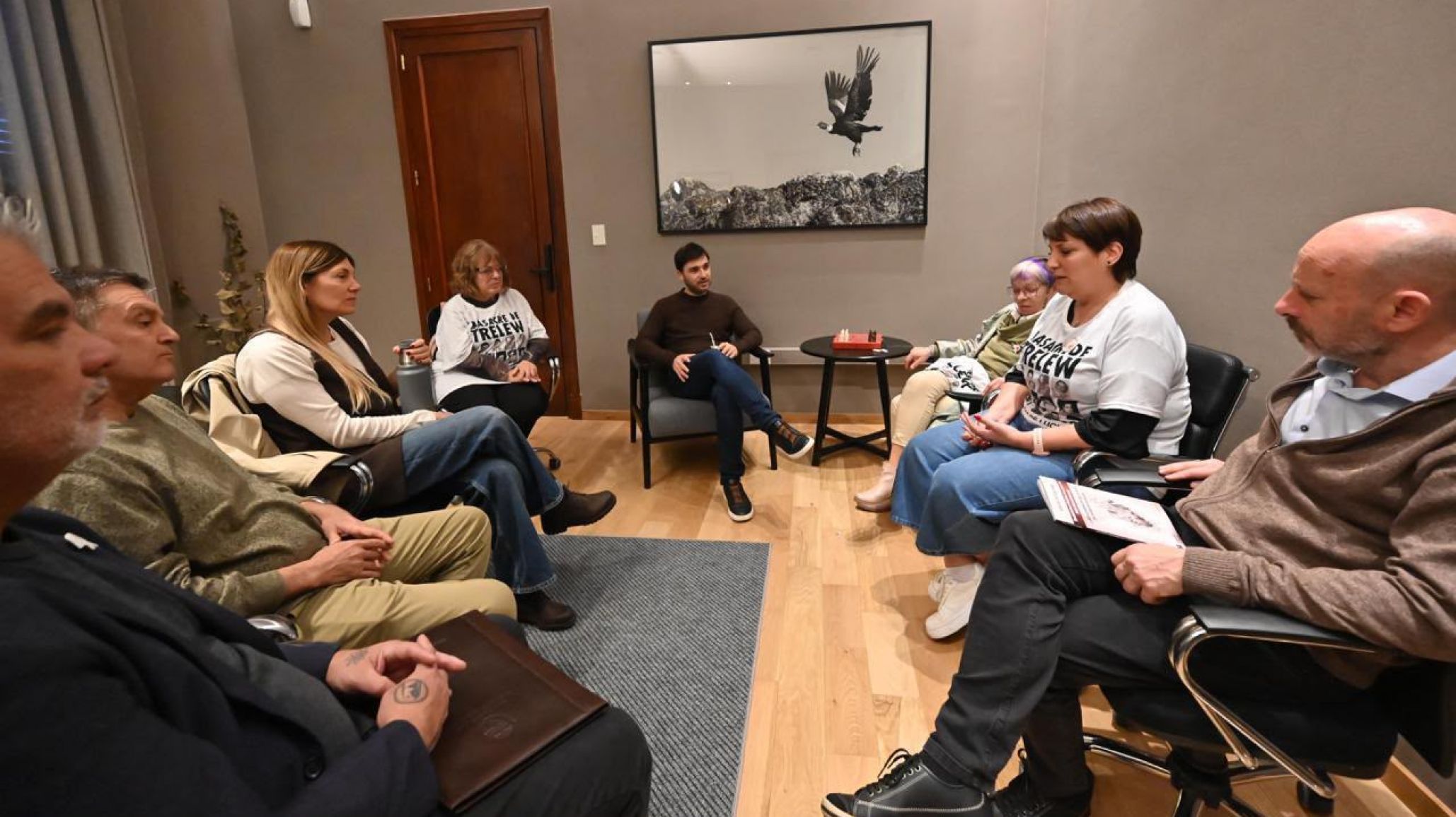 Torres recibió a familiares de las víctimas de la Masacre de Trelew en el marco de la Semana de la Memoria