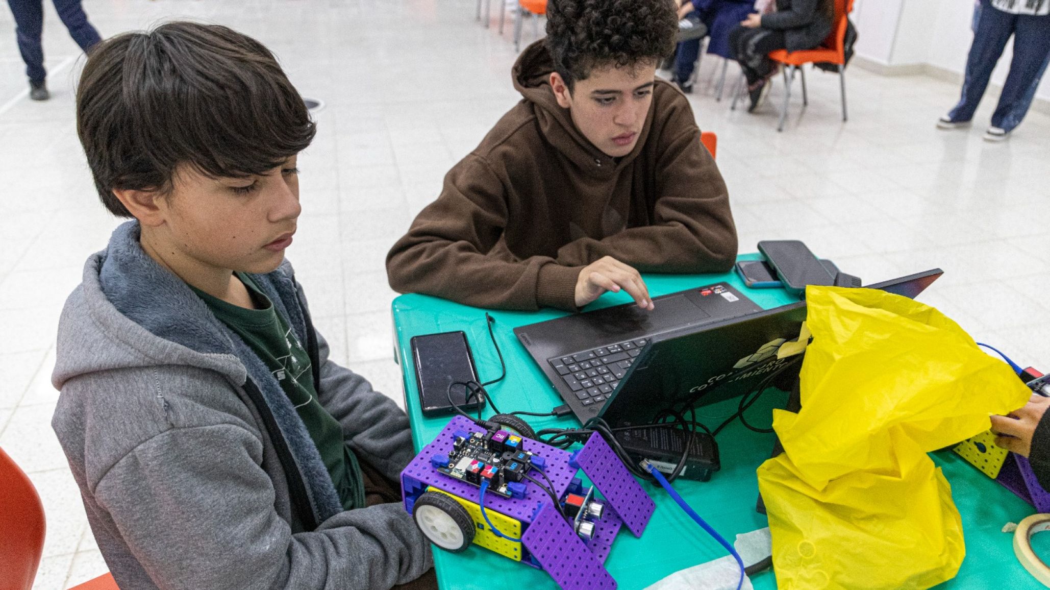 Comodoro impulsa la rob髏ica como herramienta de formaci髇 para las nuevas generaciones