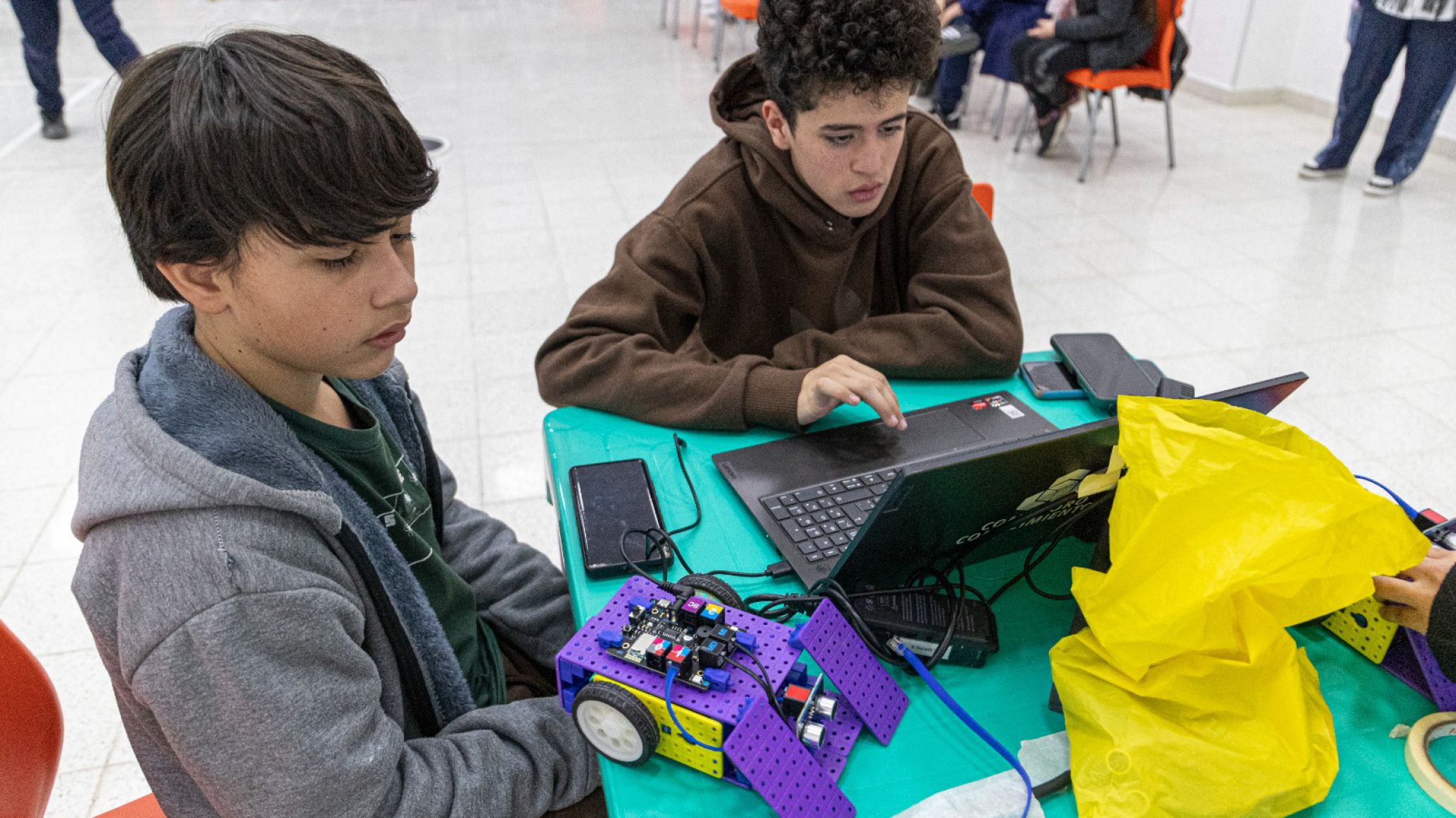 Comodoro impulsa la robótica como herramienta de formación para las nuevas generaciones