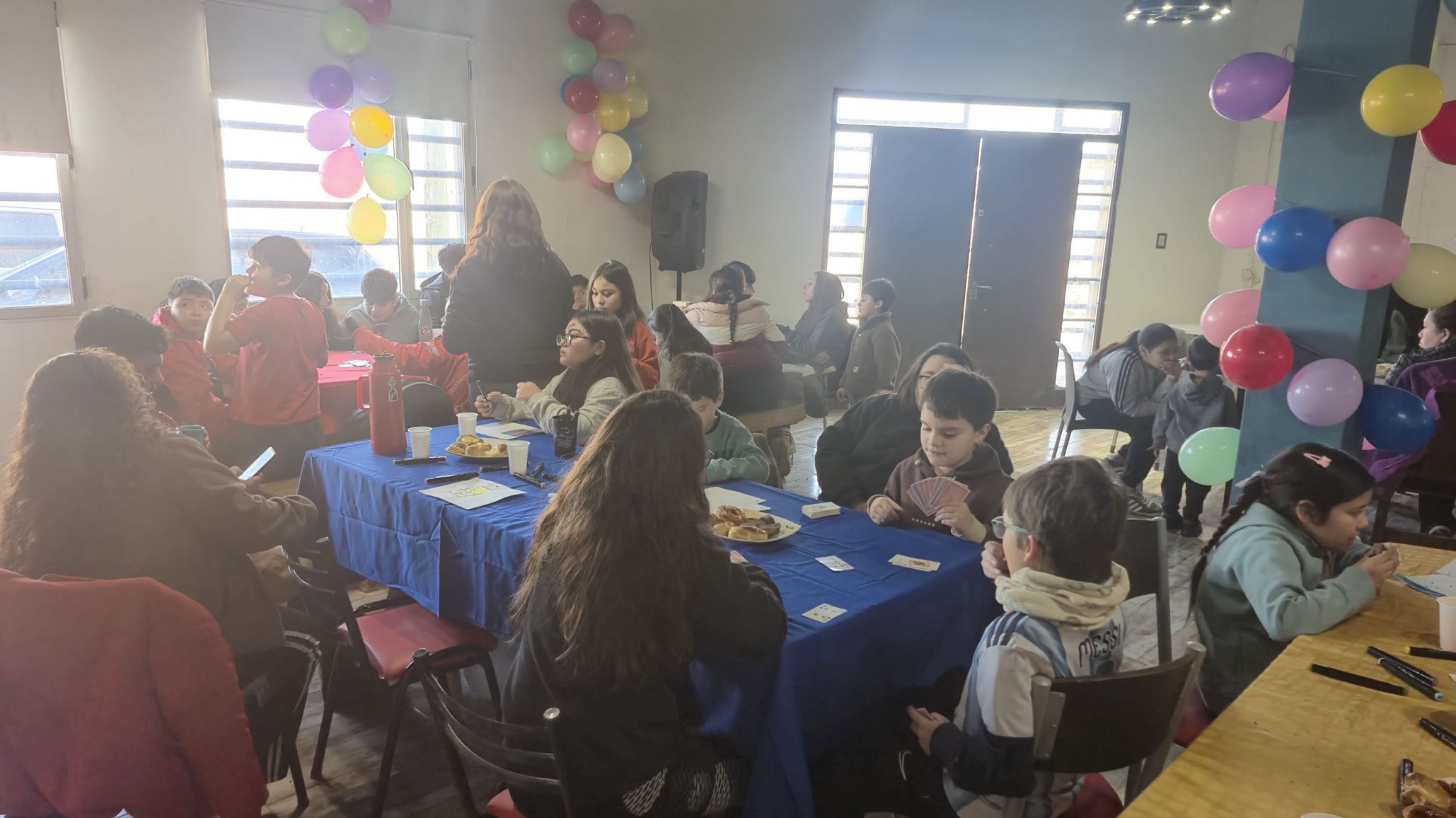 La vecinal de Los Bretes agasajó a 40 niños por el Día de las Infancias