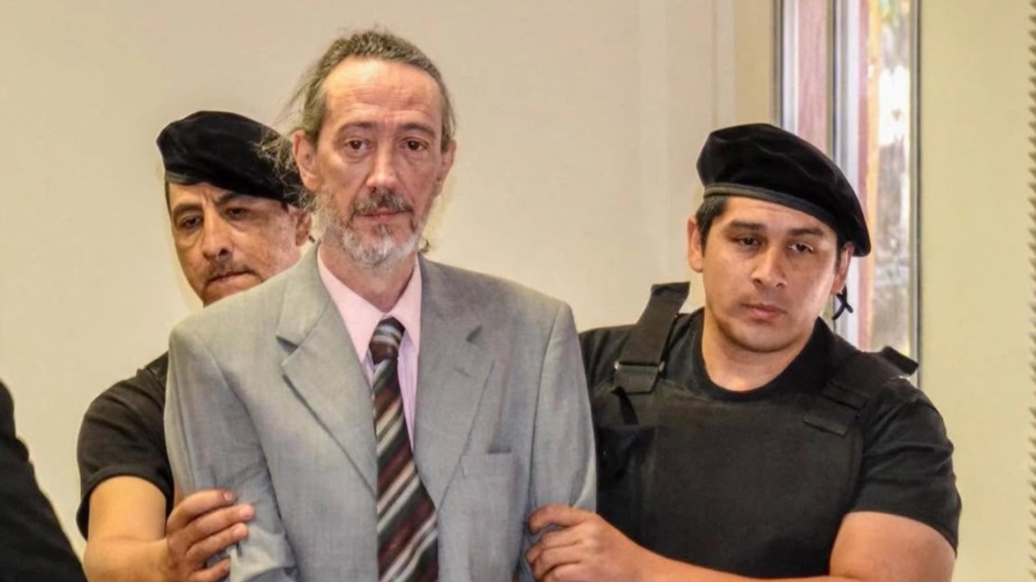 Tras el pedido de Torres, trasladaron al "Gusano" Menocchio al penal de Ezeiza