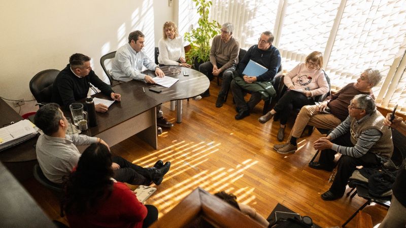 Luque recibió a jubilados de PAMI y reclamó respuestas concretas de Provincia y Nación ante la crisis de atención en Chubut