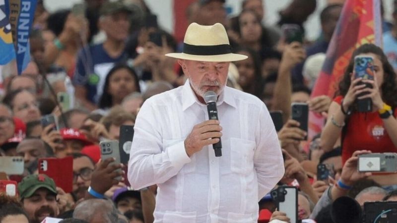 Lula acelera la reducción de la jornada laboral en Brasil: "Es tiempo para la familia"