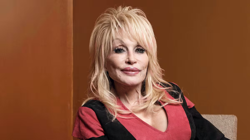 Murió Dolly Parton, la leyenda de la música country, a los 80 años