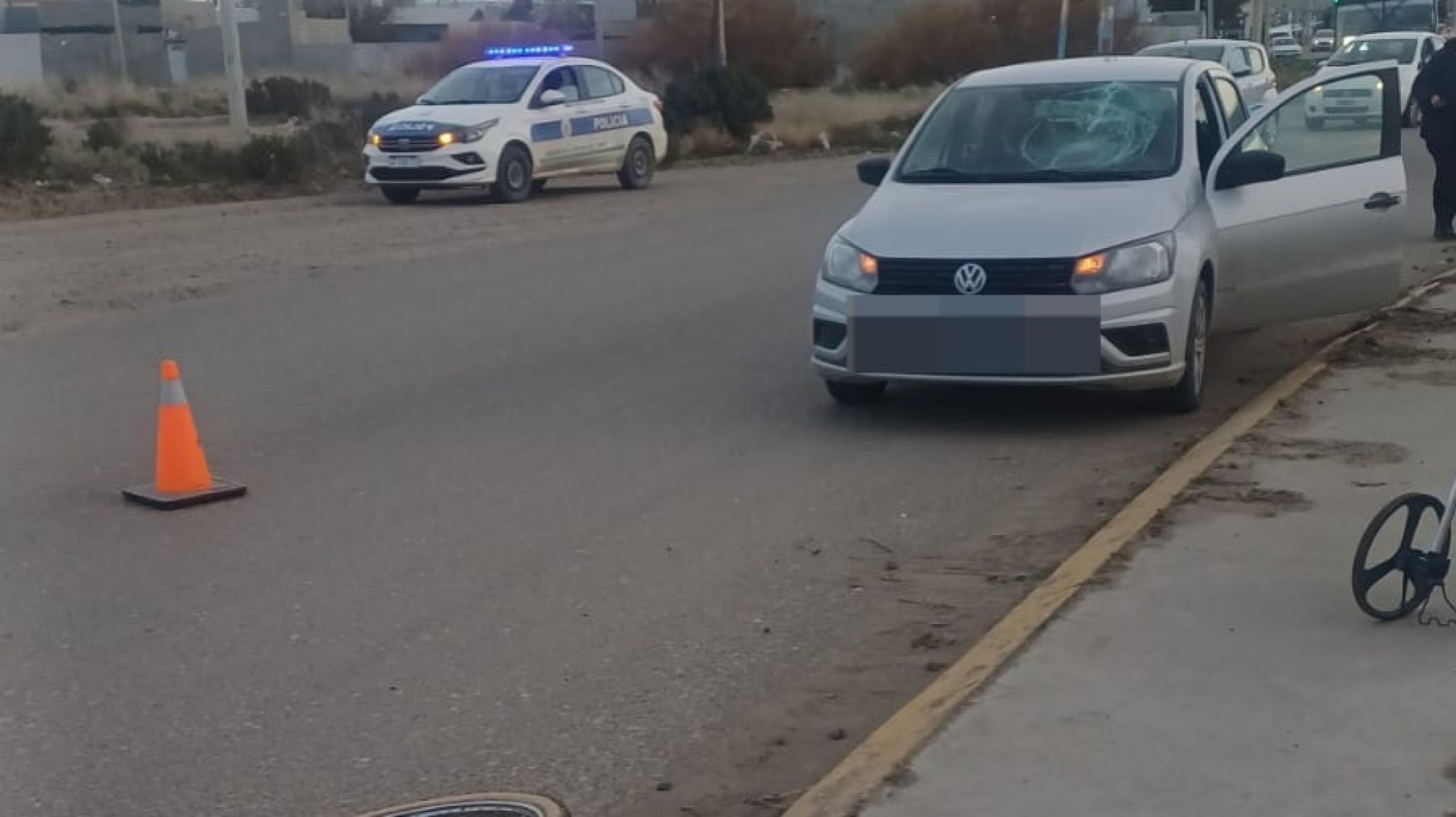 Una ciclista de 19 años resultó herida tras ser atropellada en la rotonda del Balancín