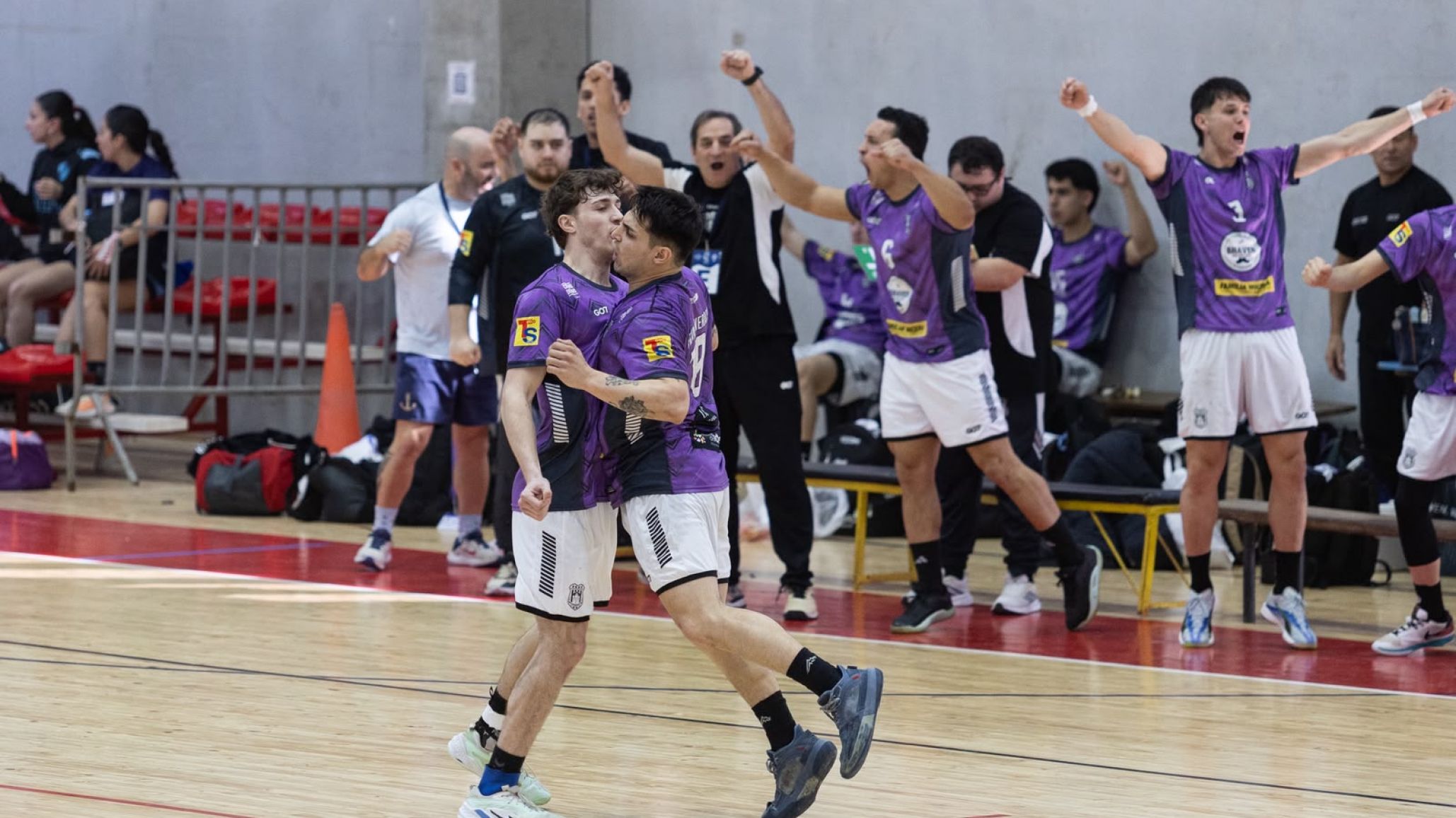 Handball: "La Nueva" dio vuelta un partido increíble y clasificó a cuartos de final del Nacional A