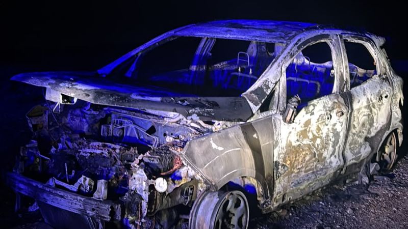 Una camioneta se incendió por completo sobre la Ruta 3 camino a Neuquén