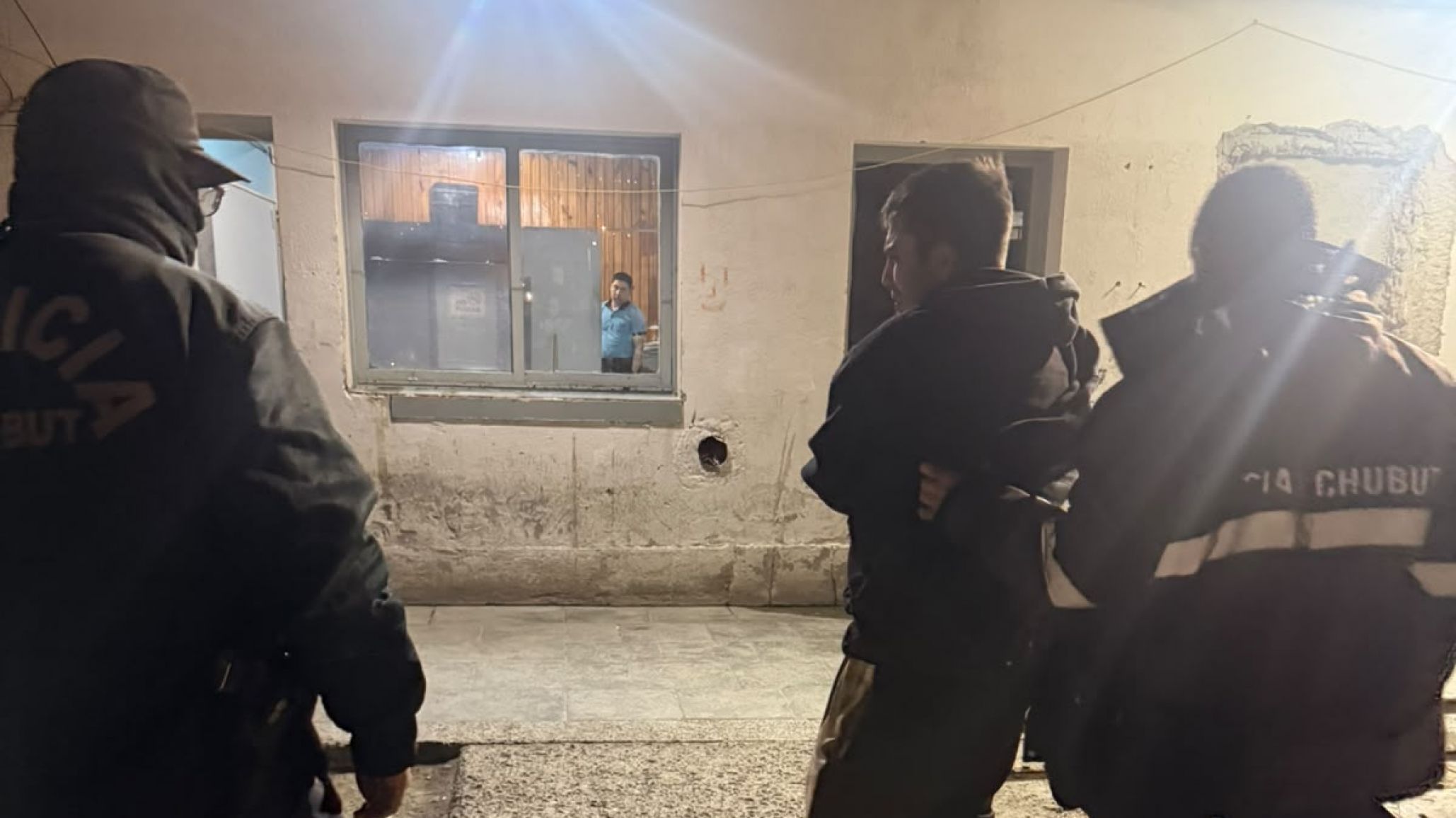 Detuvieron a un hombre ebrio tras protagonizar una pelea en la vía pública