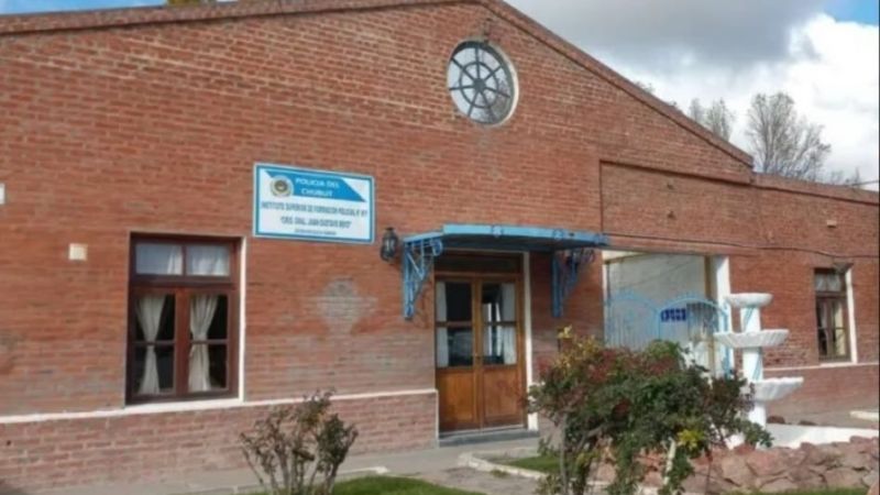 Un cadete está en terapia intensiva tras una presunta golpiza en la Escuela de Policía de Rawson