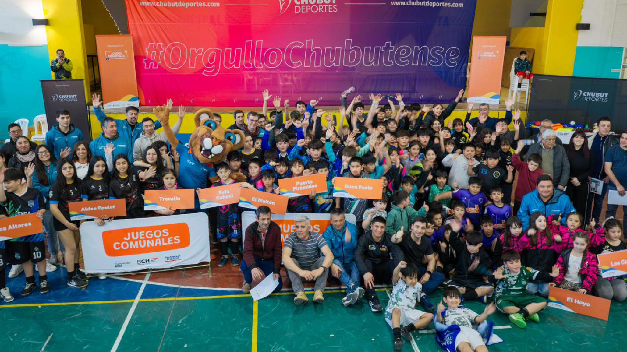 Torres encabezó la apertura de los Juegos Comunales, que reúnen a más de 6000 participantes de toda la provincia