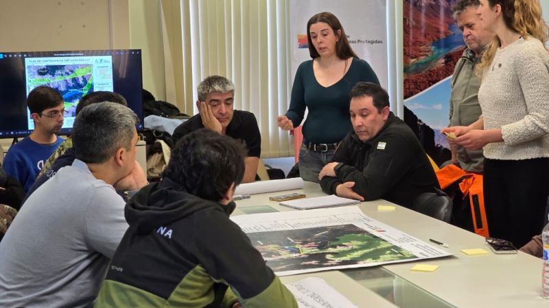 Chubut avanza en la elaboración del Plan de Contingencia del Área Natural Protegida Lago Bagillt