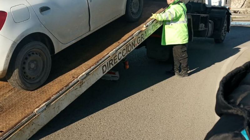 Comodoro Rivadavia: una colisión en cadena terminó con un vehículo secuestrado tras ser abandonado
