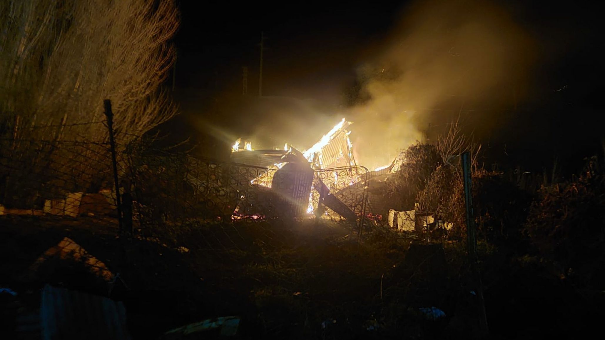 Incendio en Comodoro: se prendió fuego la casa donde vivía la madre biológica de Ángel López