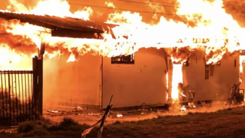 Incendio fatal en Chile: 16 muertos y 10 personas evacuadas