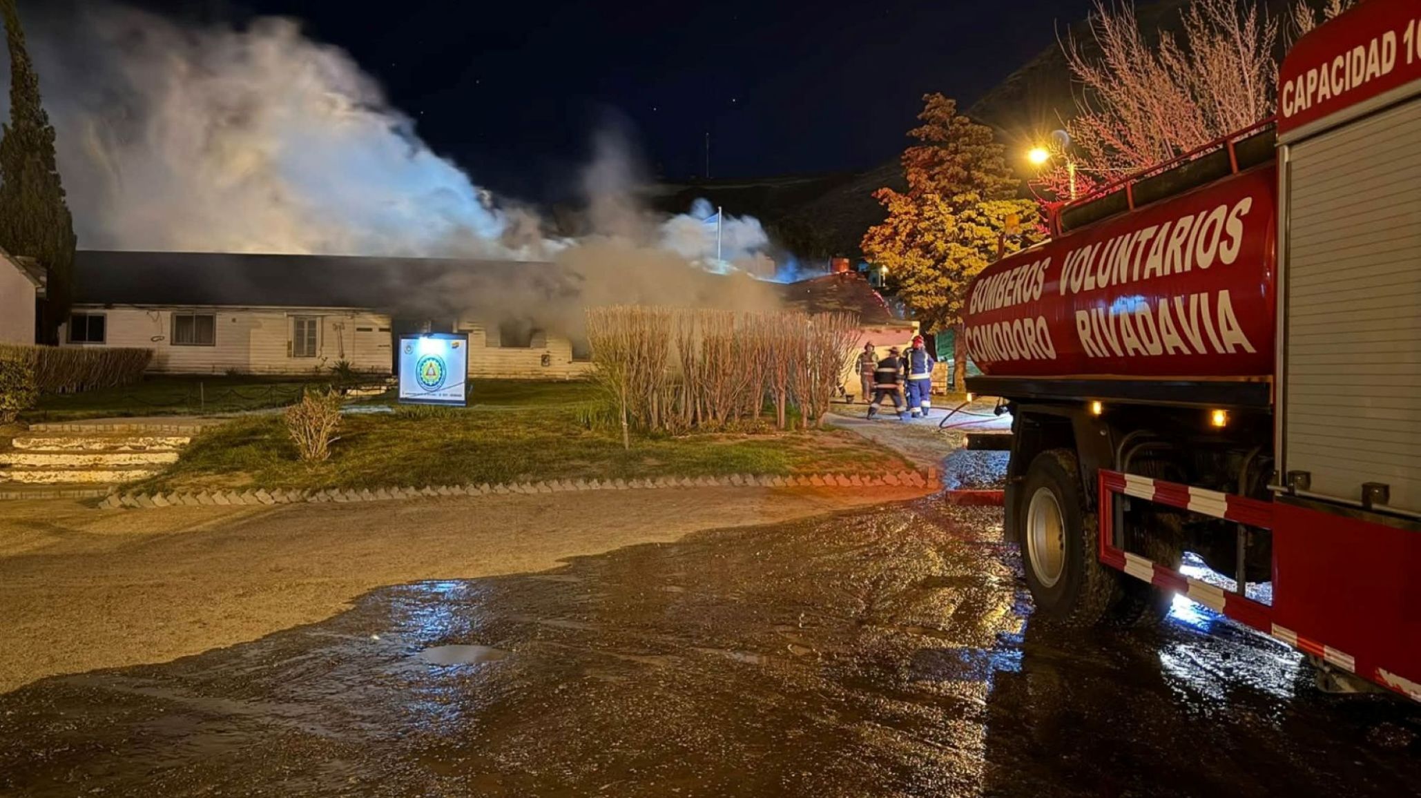 Tras el incendio en el Centro de Instrucción Policial, una institución de Comodoro abrió sus puertas para ayudar