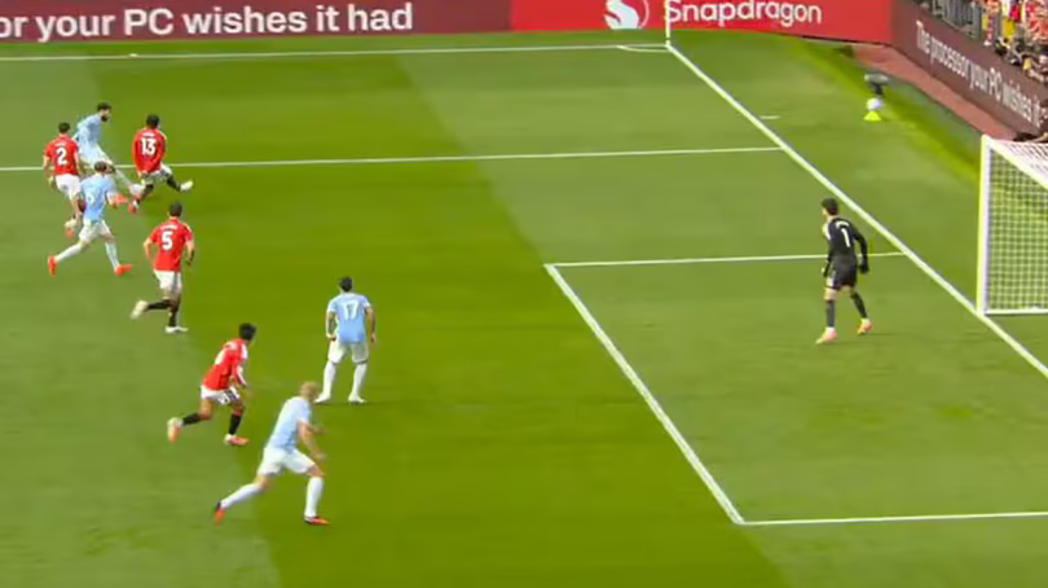 Premier League: reconocieron un error en el gol que le dio el triunfo al City