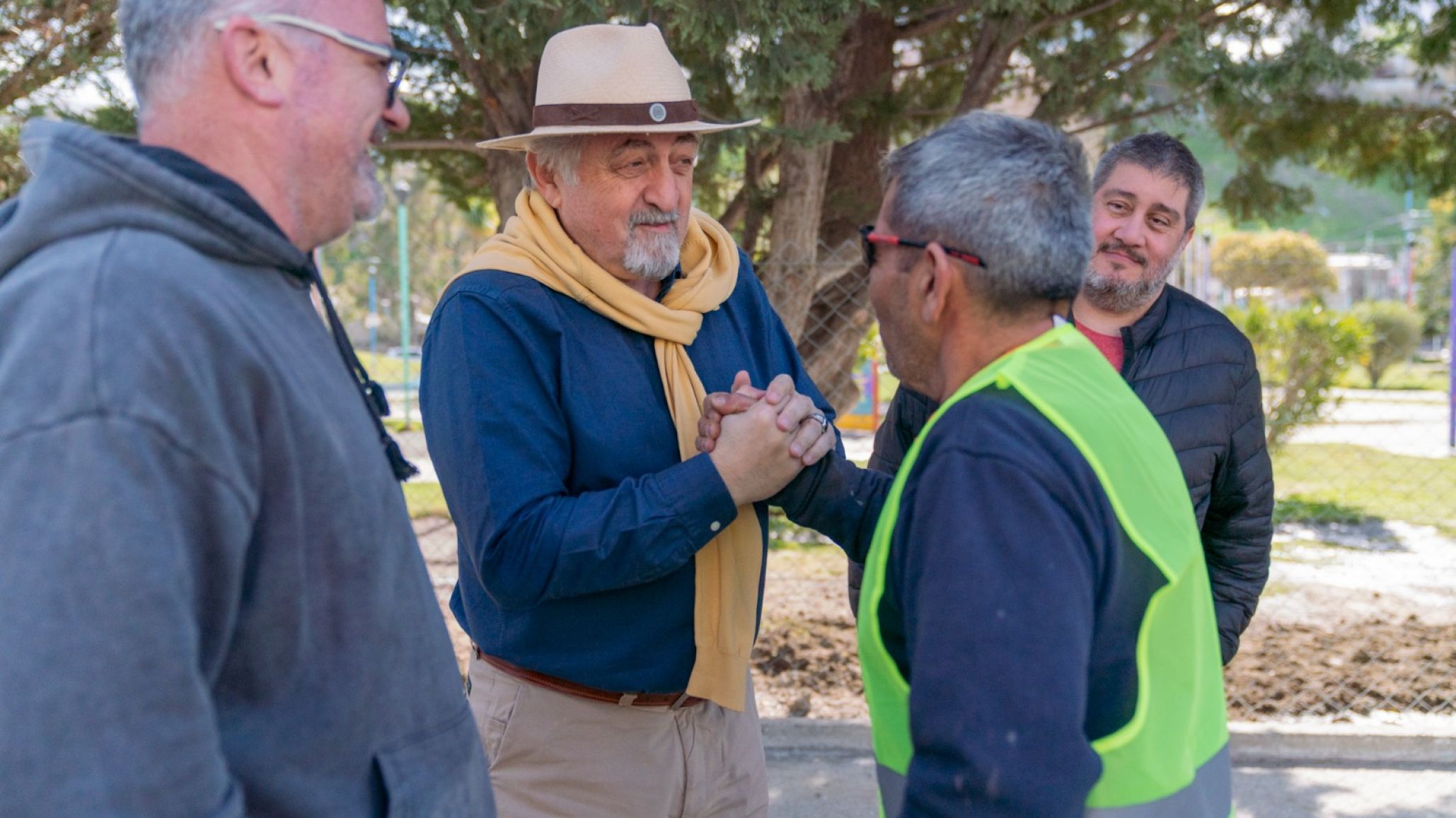 Othar recorrió la obra de mejoramiento integral del playón deportivo ubicado frente a Las Torres