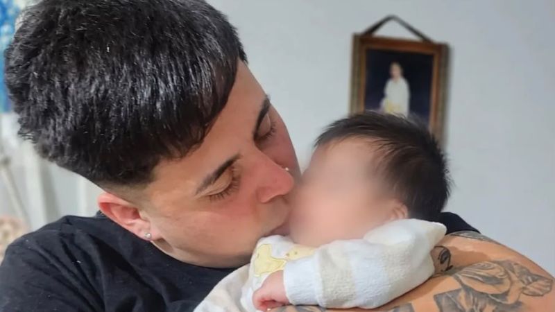 El bebé quemado con agua caliente en un colectivo está fuera de peligro: dónde continuará su recuperación