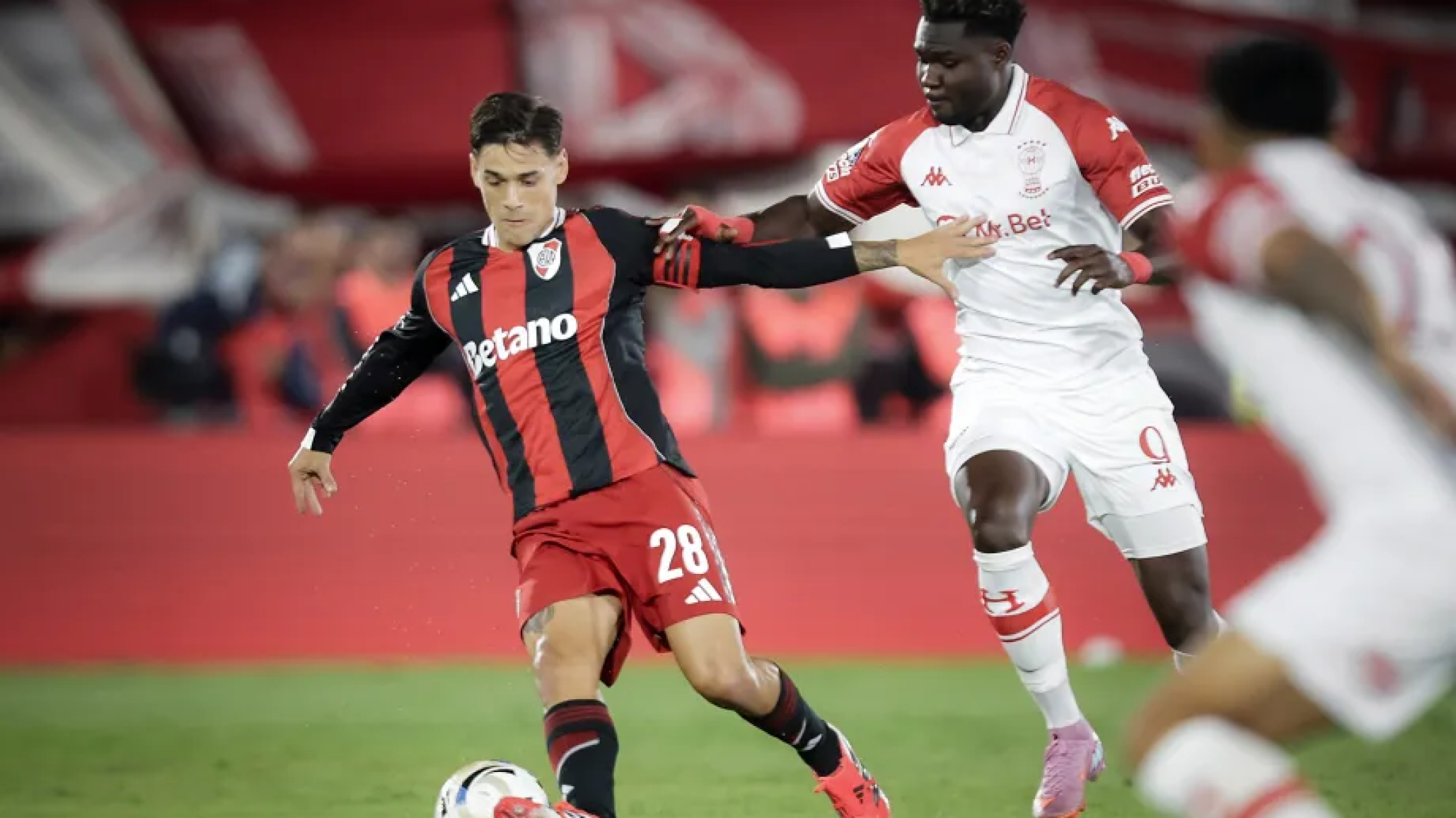 River recibe a Huracán en el Monumental: horario y formaciones