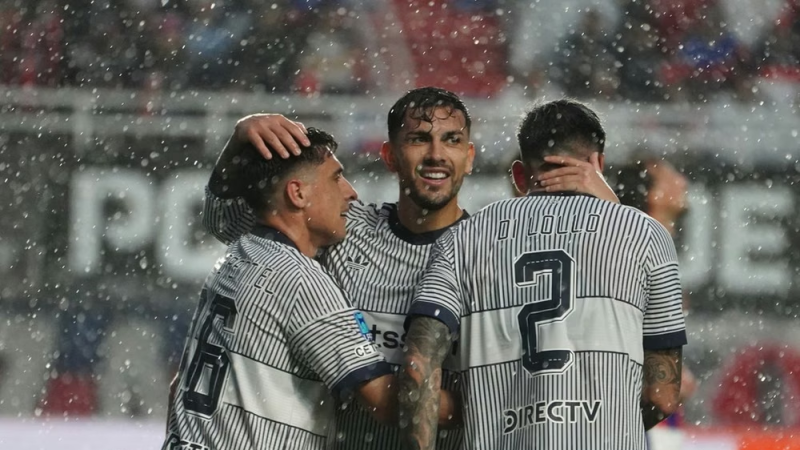 Boca venció 2-0 a San Lorenzo y sigue escalando en el Torneo Clausura
