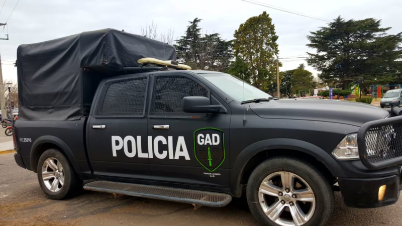 Detuvieron a un entrenador de hockey acusado de abusar de tres jugadoras cuando eran adolescentes