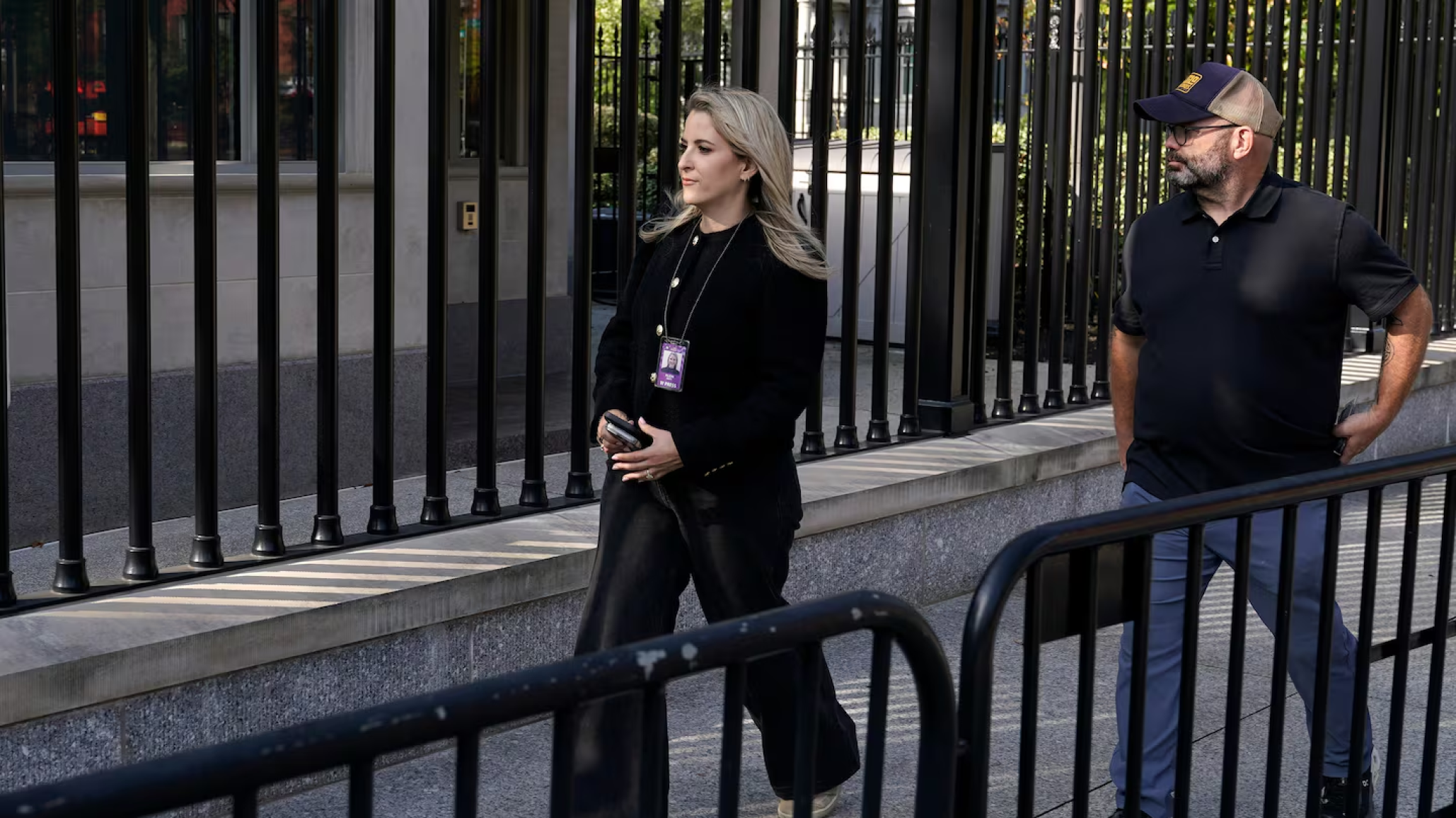 Tres periodistas intentaron ingresar a la Casa Blanca y les retiraron sus credenciales