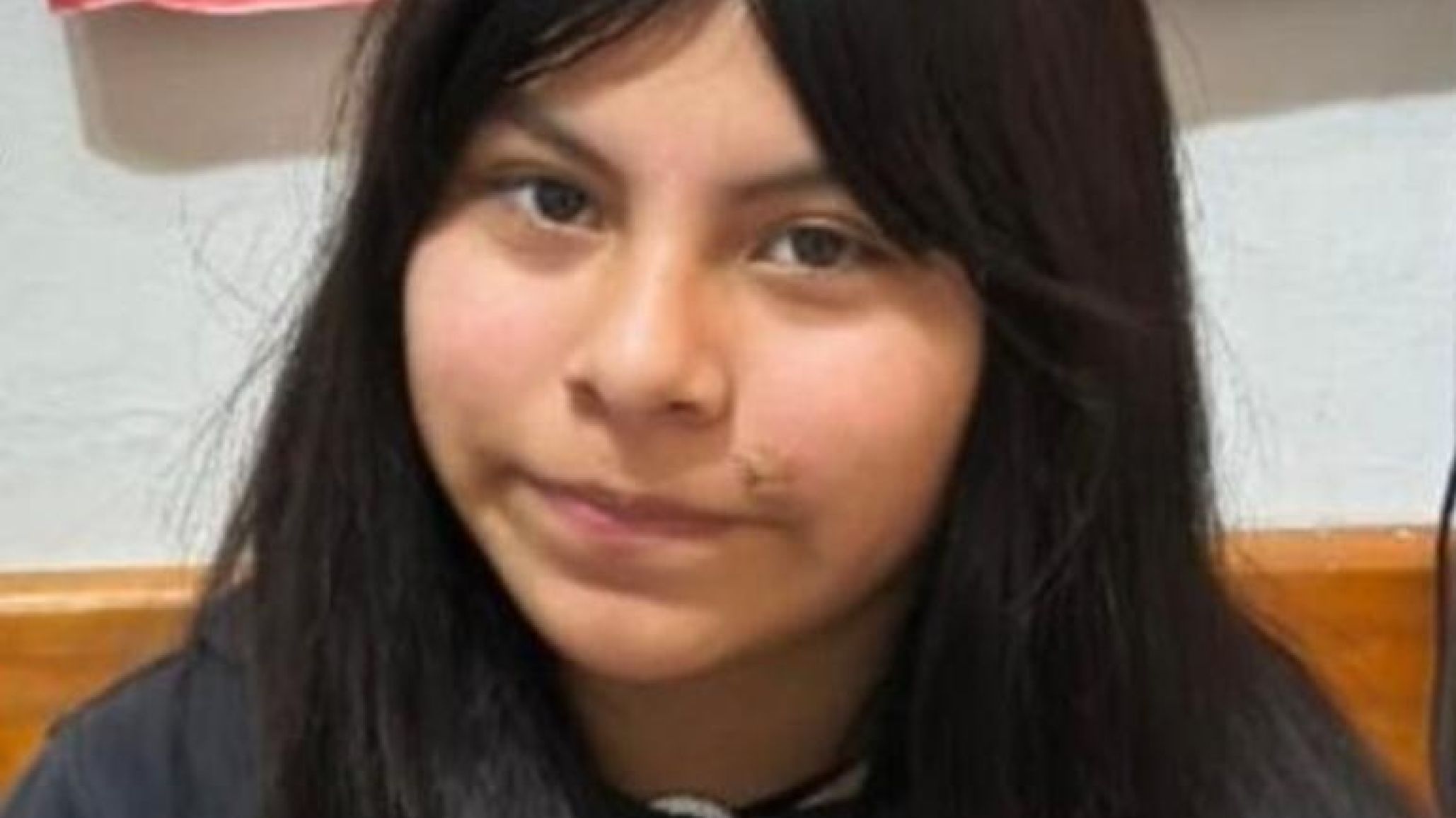Buscan a una adolescente de 15 años que fue vista por última vez en barrio Abel Amaya