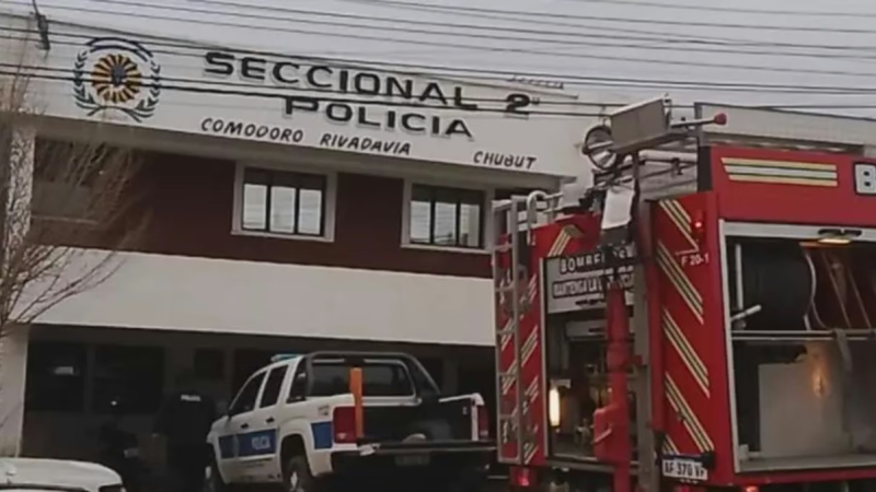 Fuego en el calabozo: investigarán a un preso por la muerte de su compañero de celda