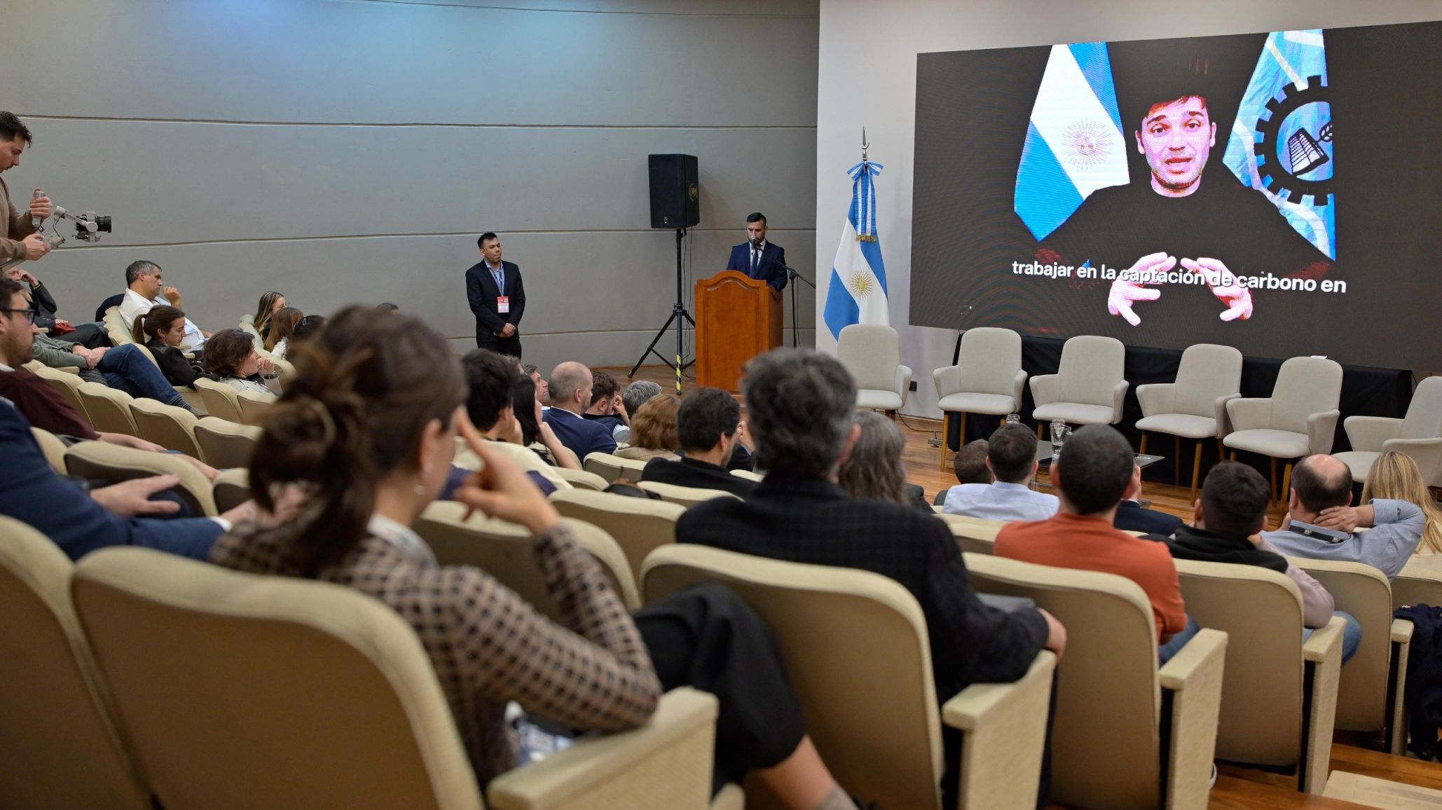 Carbono Chubut: Torres destacó el potencial de la provincia para ser "punta de lanza" en desarrollo sostenible y competitividad