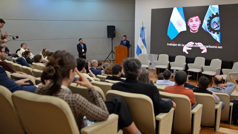 Carbono Chubut: Torres destacó el potencial de la provincia para ser "punta de lanza" en desarrollo sostenible y competitividad