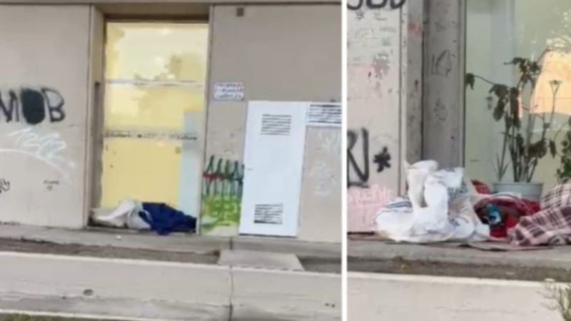 A la intemperie en el CIP de Comodoro: personas soportan el frío con una frazada