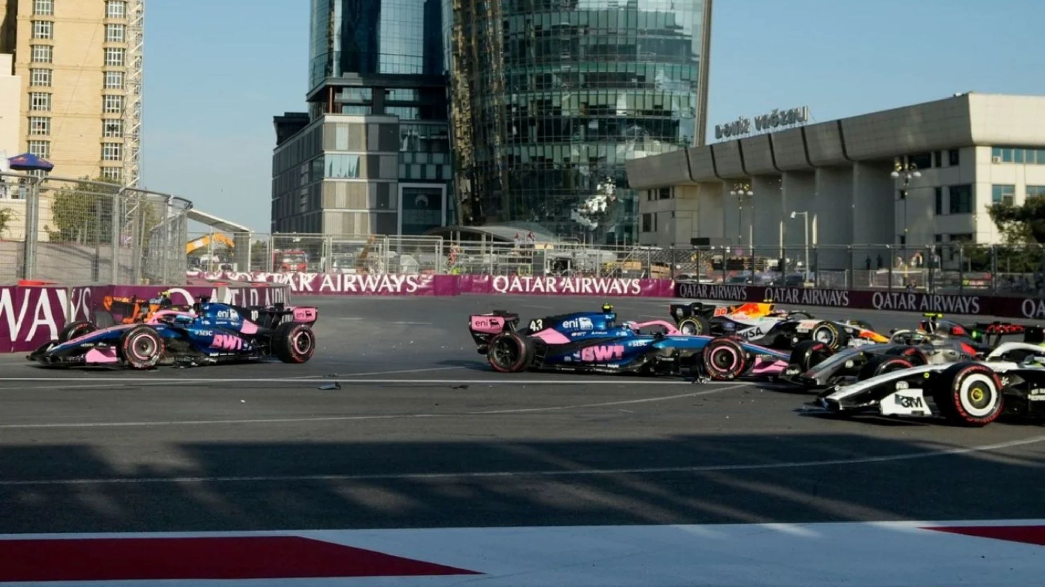 La FIA sancionó a Franco Colapinto con cinco posiciones para Malasia tras el choque con Gasly