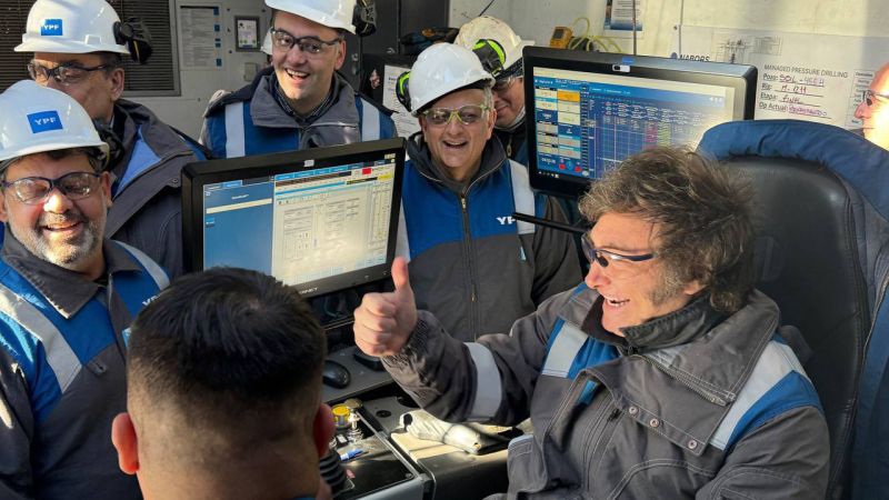 El derrame que no llega: minería y petróleo crecen en actividad, pero en lugar de generar empleo recortaron 8.500 puestos