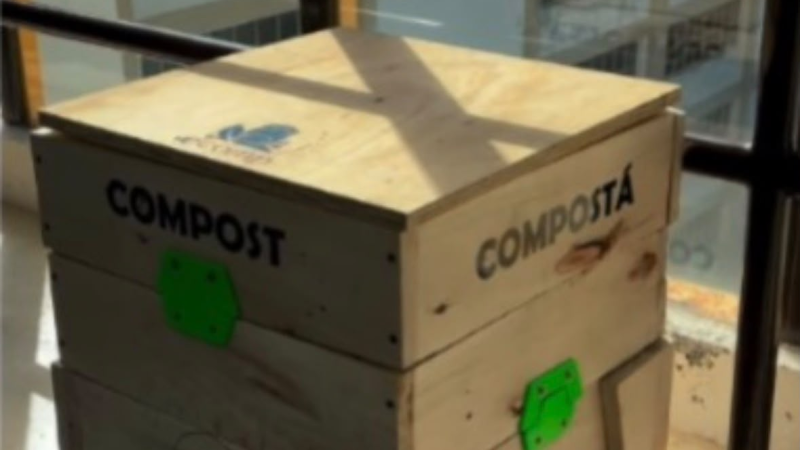 Comodoro: estudiantes crearon una compostera para que las familias transformen sus residuos en abono
